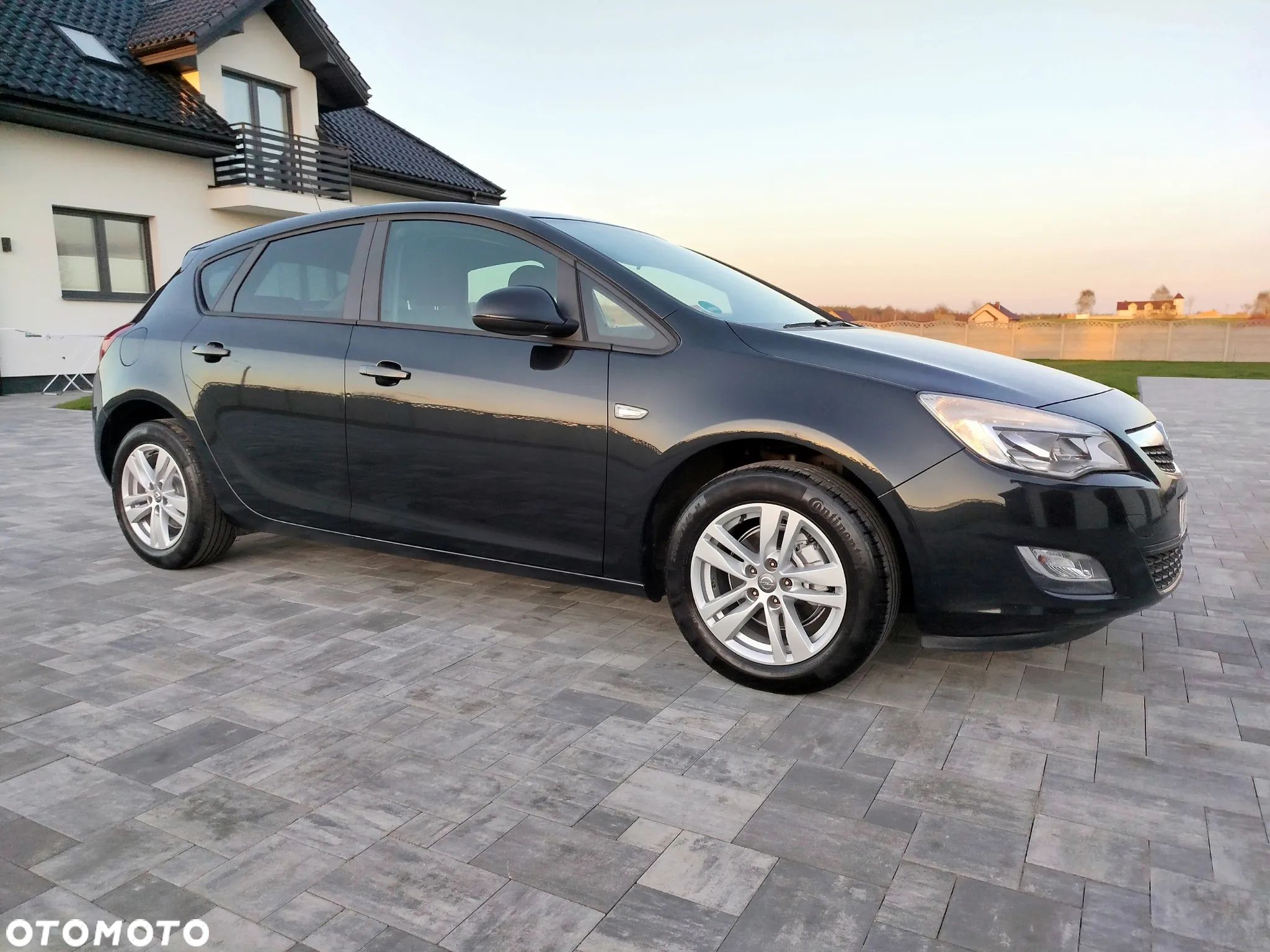 Opel Astra 1.4 EcoFLEX Innovation - 1