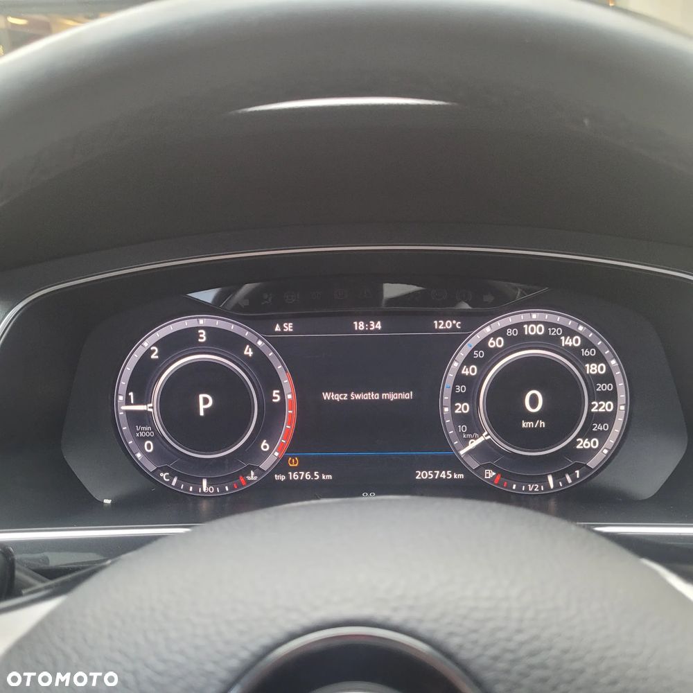 Volkswagen Tiguan - 15