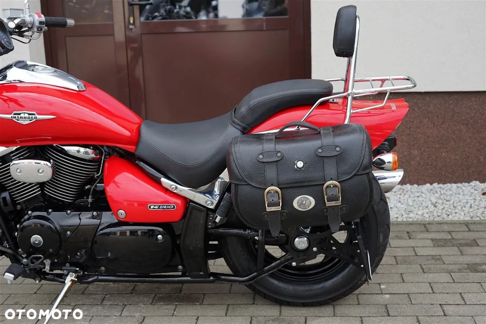 Suzuki Intruder - 21