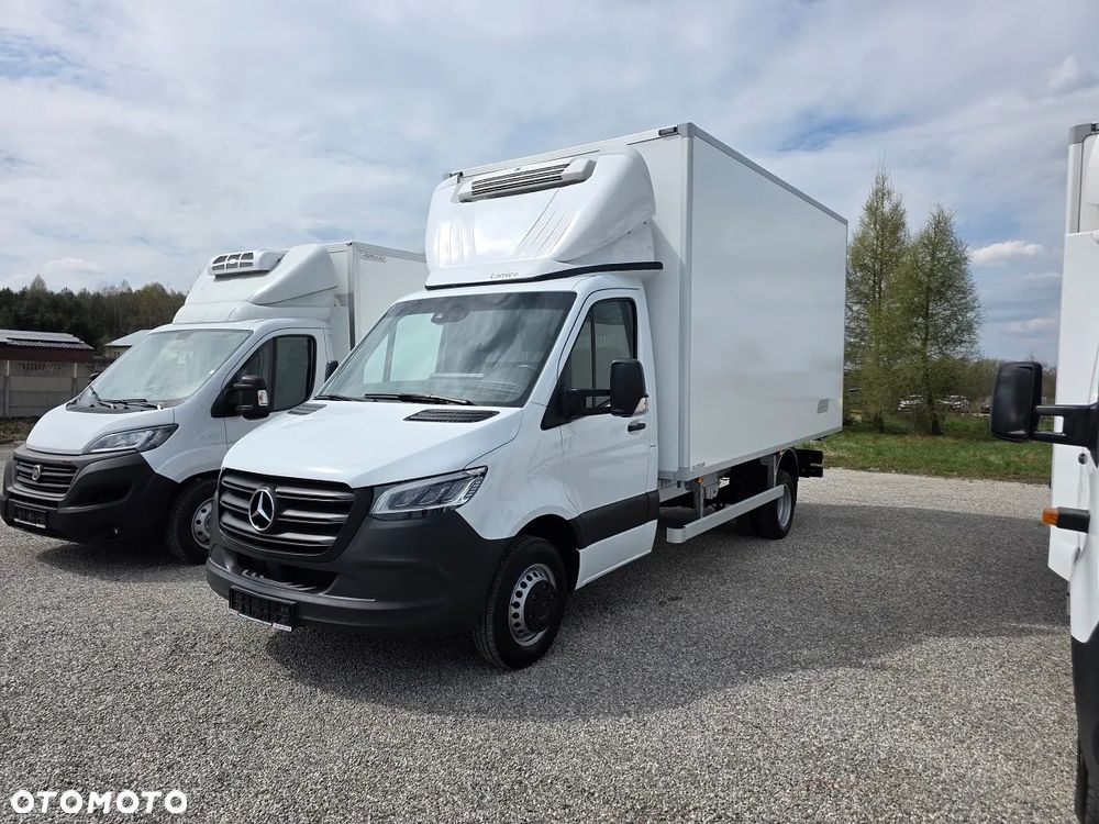 Mercedes-Benz Sprinter chłodnia mroźnia  519 bliźniak Thermo king 8 palet - 1