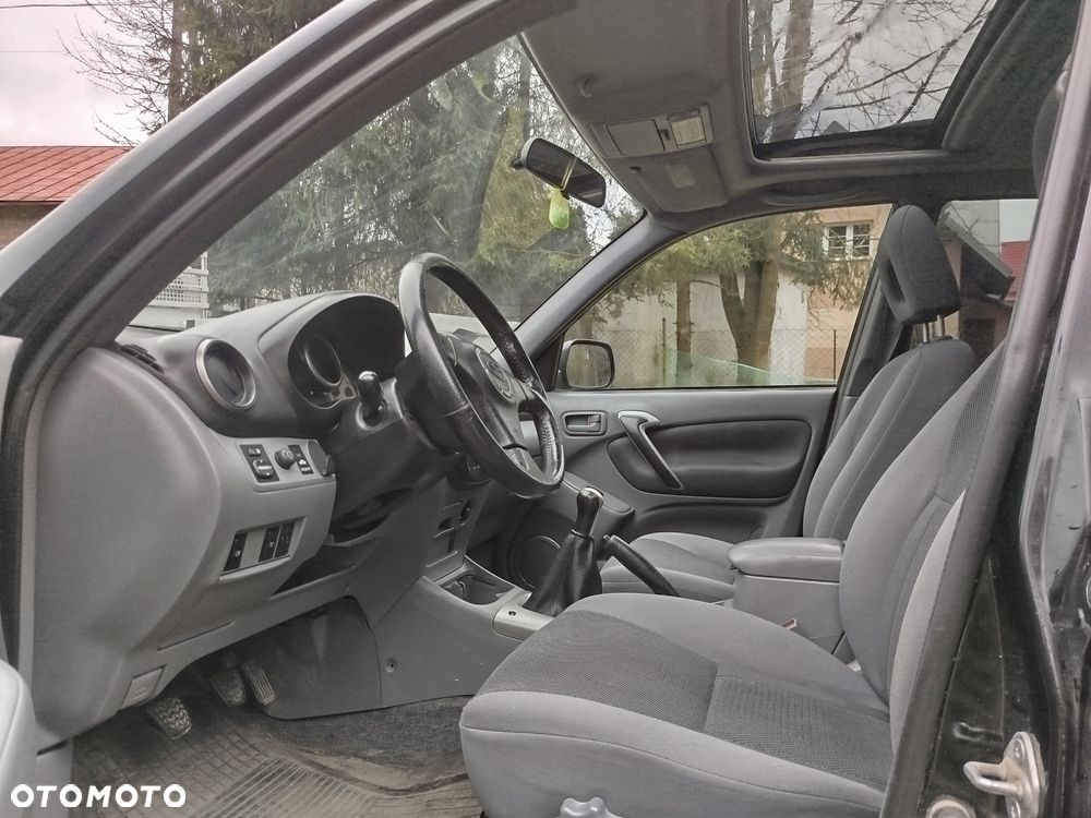 Toyota RAV4 - 5