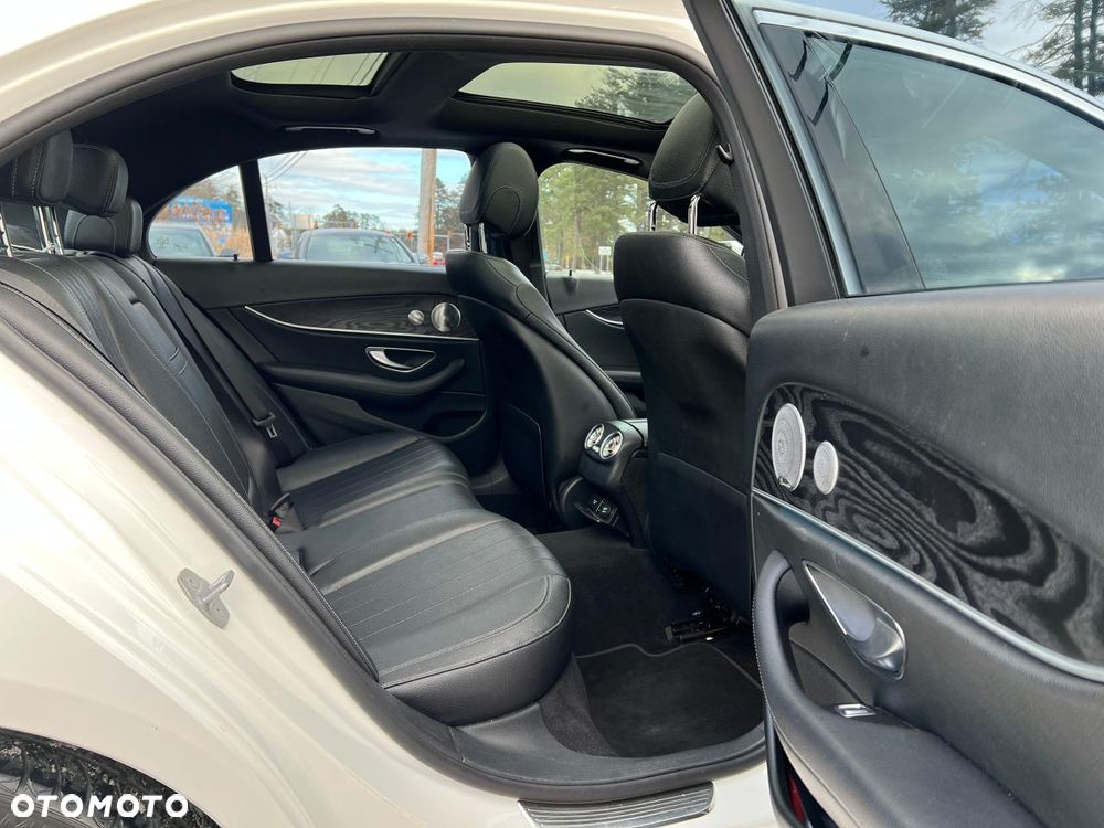 Mercedes-Benz Klasa E - 6