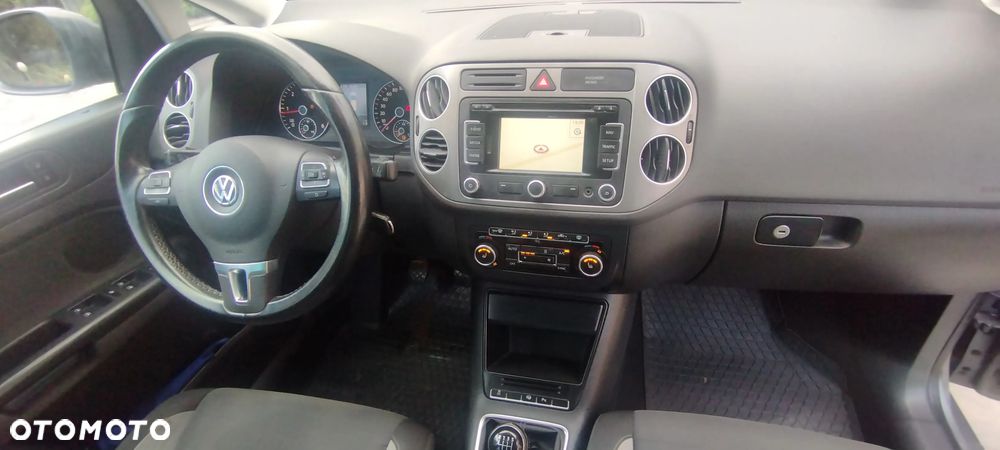 Volkswagen Golf Plus - 15