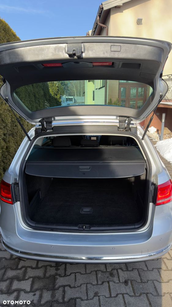 Volkswagen Passat - 19