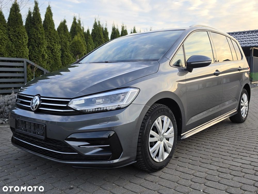 Volkswagen Touran - 1