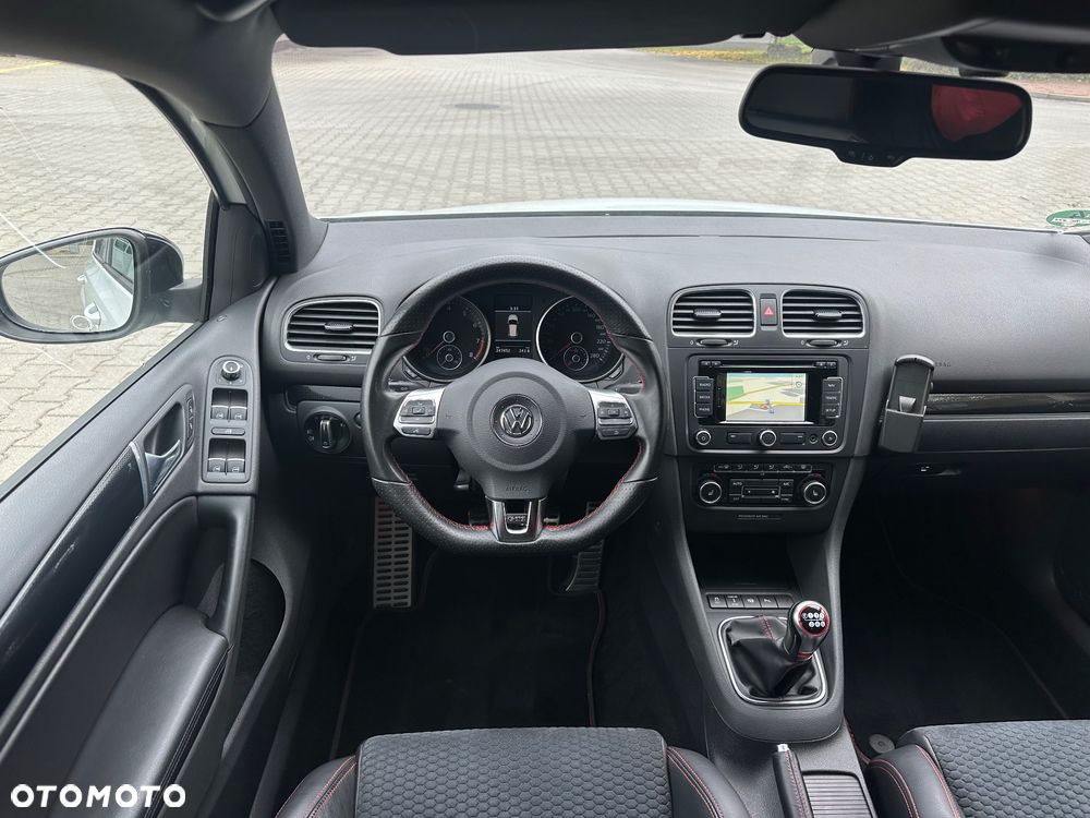 Volkswagen Golf 2.0 GTI Edition 35 - 35