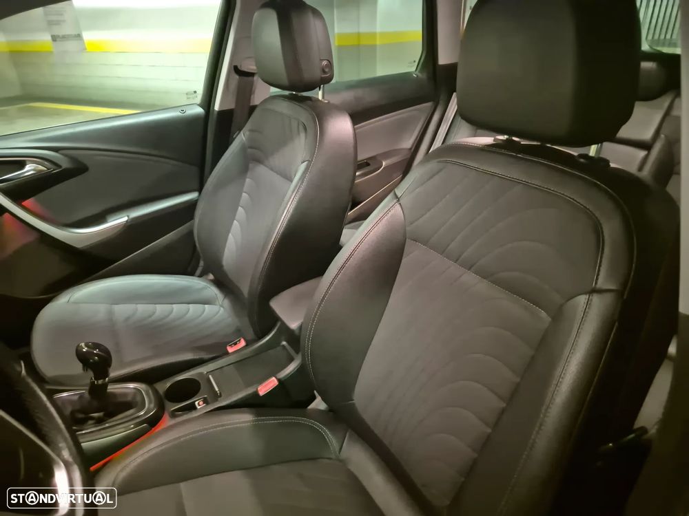 Opel Astra Sports Tourer 1.6 CDTi Cosmo S/S - 24