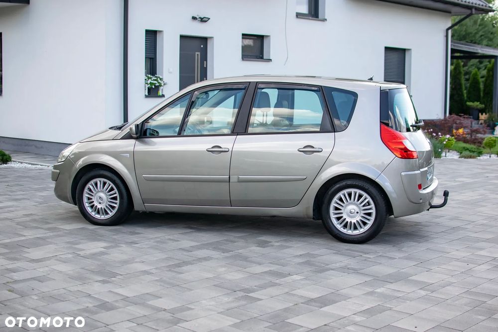 Renault Scenic - 30