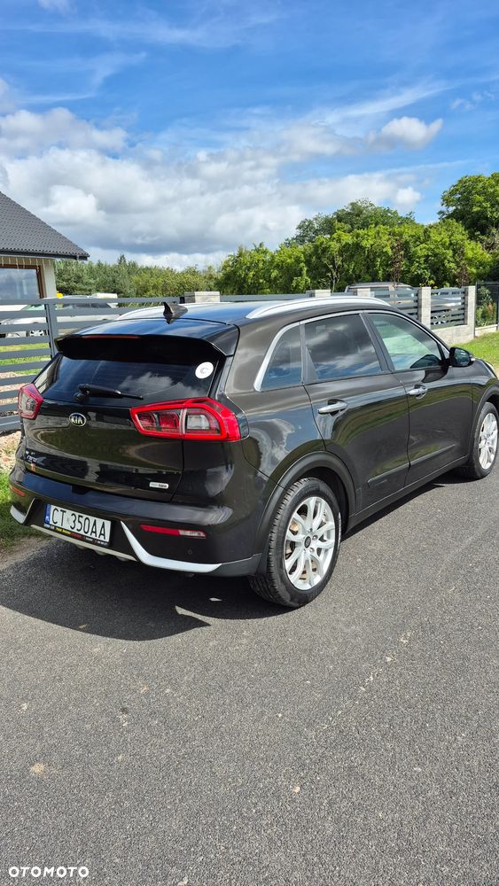 Kia Niro 1.6 GDI Hybrid M - 3