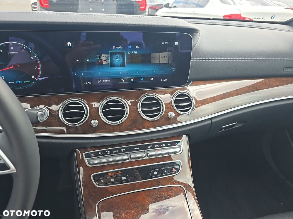 Mercedes-Benz Klasa E 450 4Matic 9G-TRONIC AMG Line NIGHT Edition - 10
