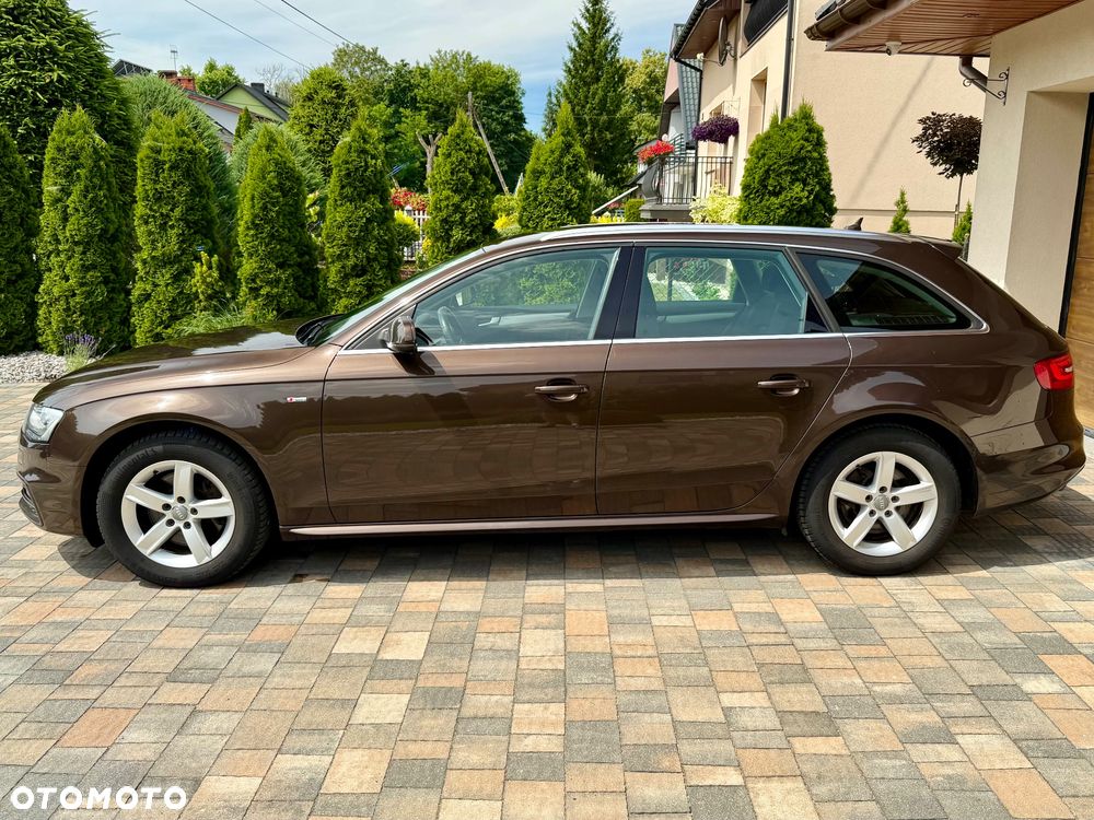 Audi A4 Avant 2.0 TDI DPF clean diesel multitronic S line Sportpaket - 3