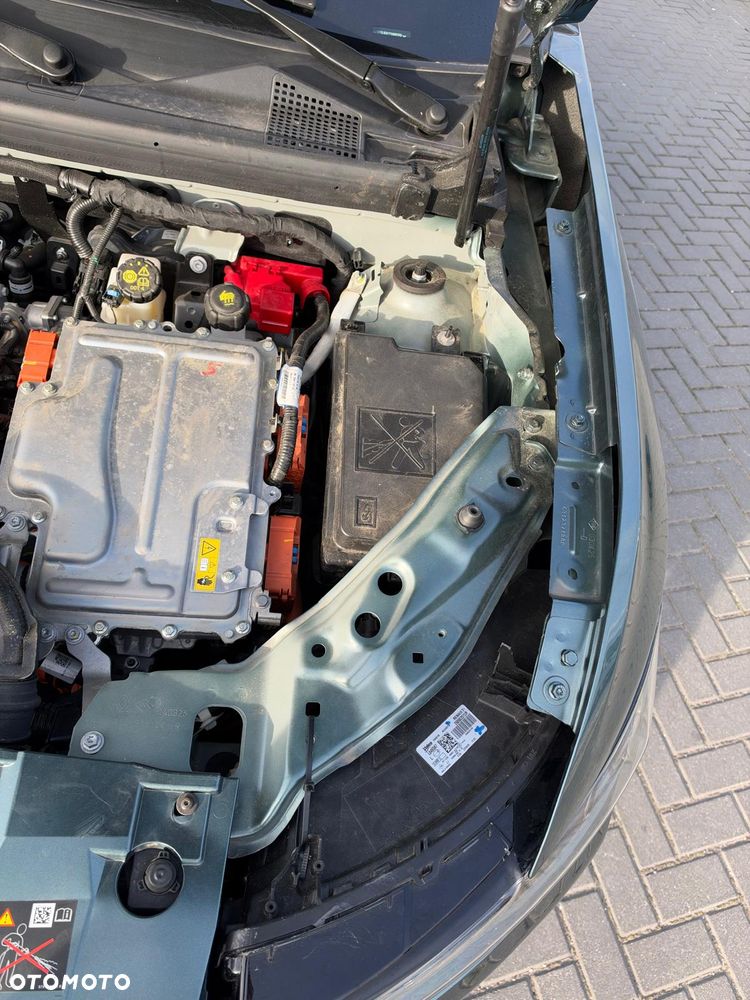 Dacia Duster 1.6 Full Hybrid 140 Extreme MMT - 11