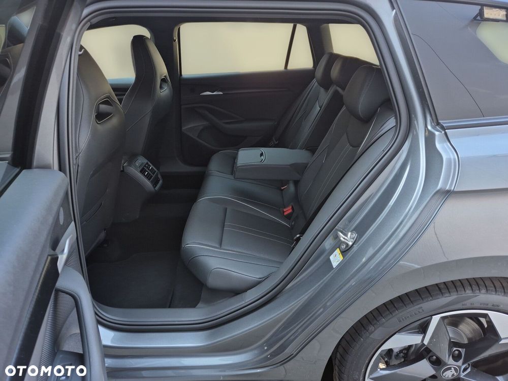 Skoda Superb 2.0 TSI Sportline DSG - 23