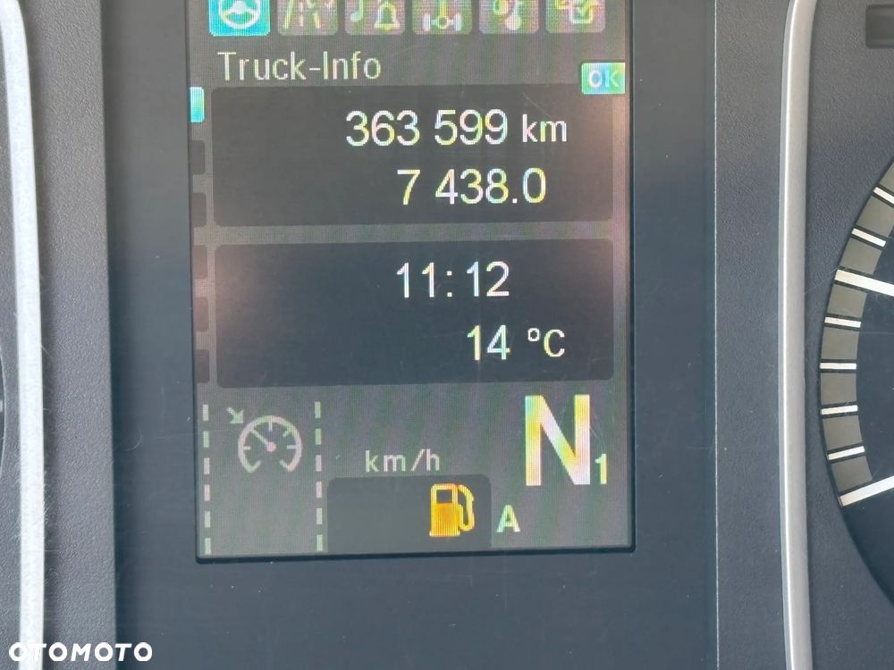 Mercedes-Benz ATEGO 1227 kontener z windą ,  kabina sypialna , webasto, klimatyzacja, niski przebieg , bezwypadkowy. (nie 1224, 1230) - 16