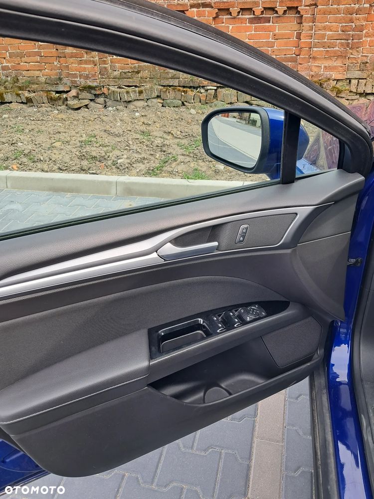 Ford Mondeo 2.0 TDCi Titanium PowerShift - 15