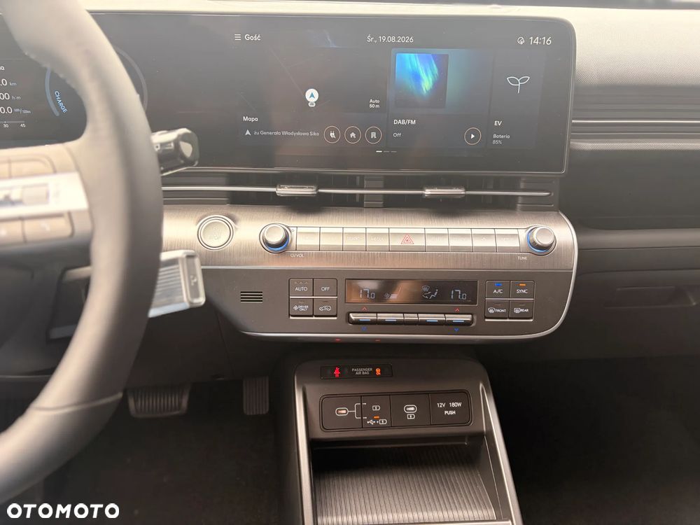 Hyundai Kona 65kWh Executive - 18