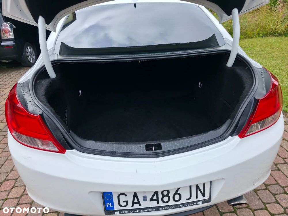 Opel Insignia 2.0 T Sport 4x4 - 15