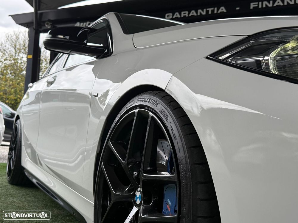 BMW 135 M135 i xDrive Pack 50 anos M - 23