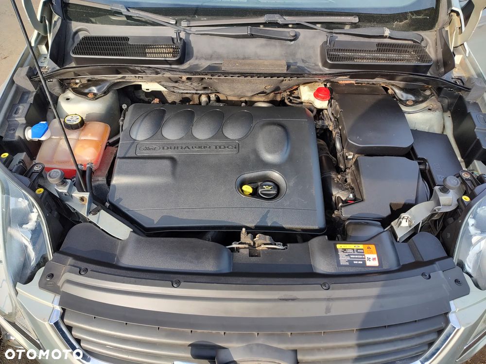 Ford Kuga 2.0 TDCi Trend - 3