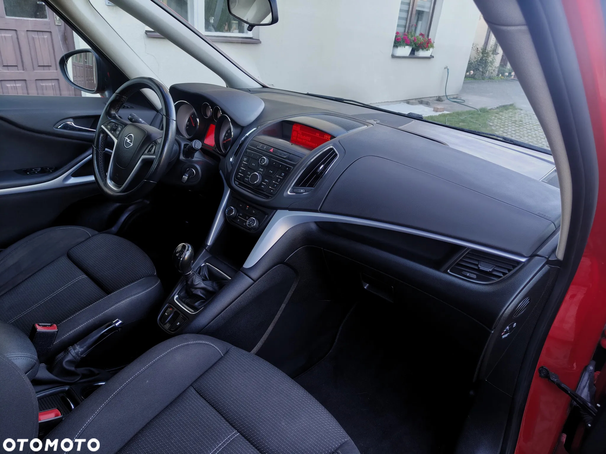 Opel Zafira Tourer 2.0 CDTI Edition - 20