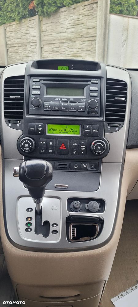 Kia Carnival 2.9 CRDi EX - 9