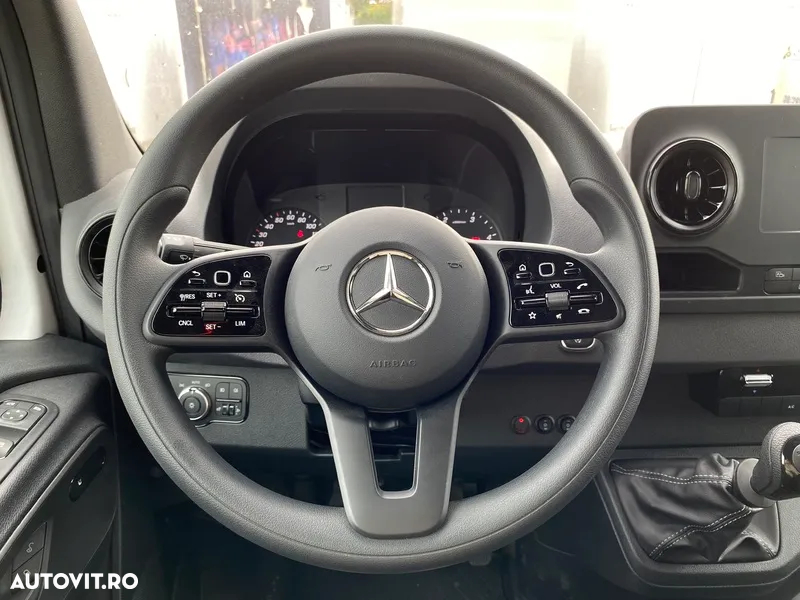 Mercedes-Benz Sprinter microbuz - 20