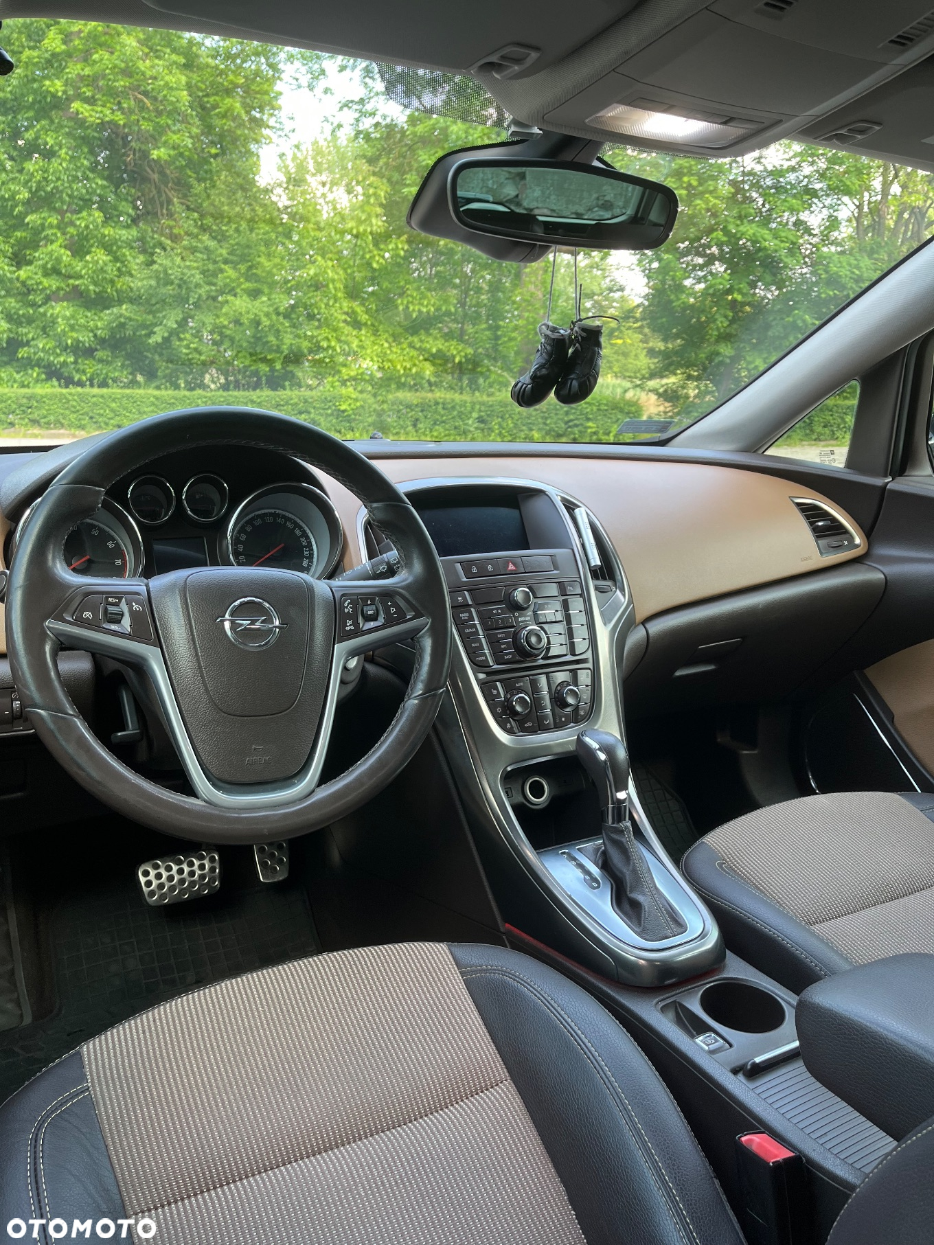 Opel Astra - 16