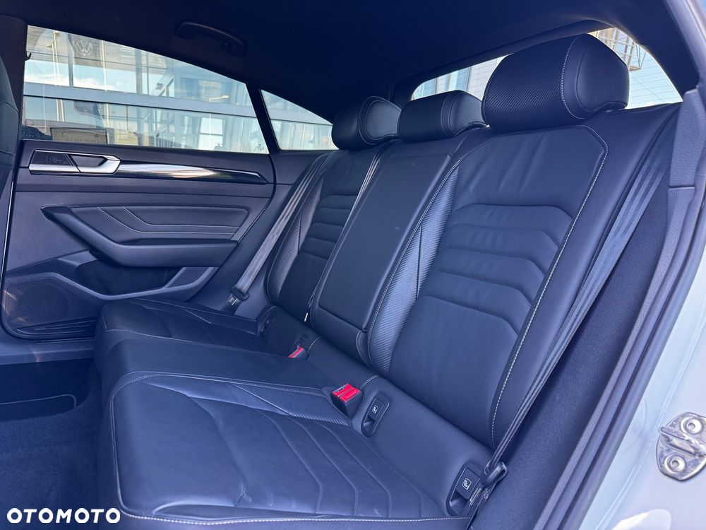 Volkswagen Arteon 2.0 TDI SCR DSG R-Line - 13