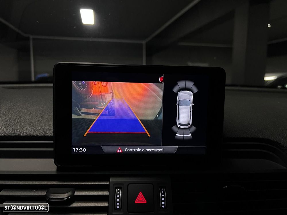 Audi Q5 2.0 TDi Business Line S-line - 26