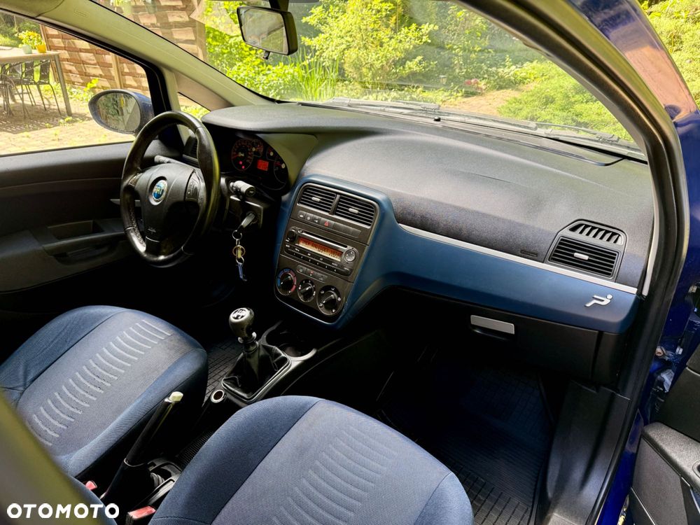 Fiat Grande Punto - 6