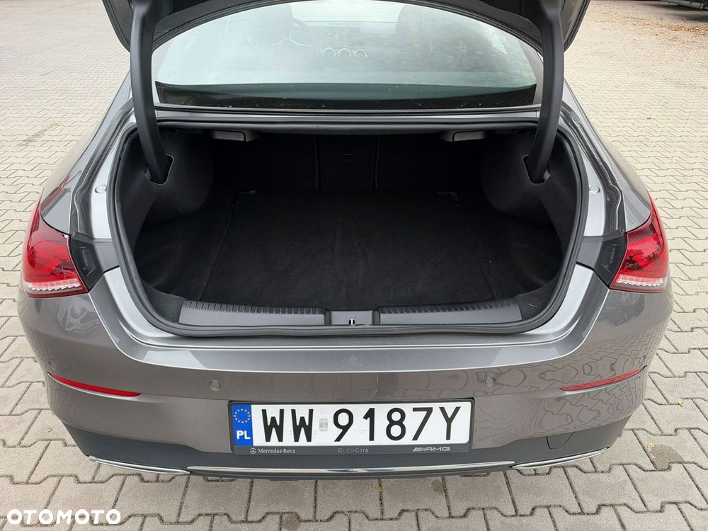 Mercedes-Benz CLA 180 7G-DCT Progressive - 16