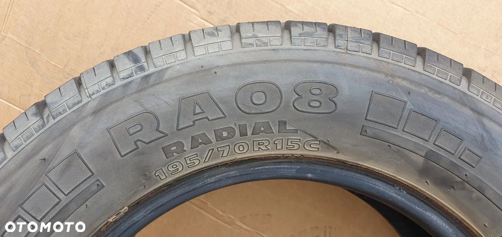 Opona Hankook RA08 195/70 R15C 4110 5mm - 7