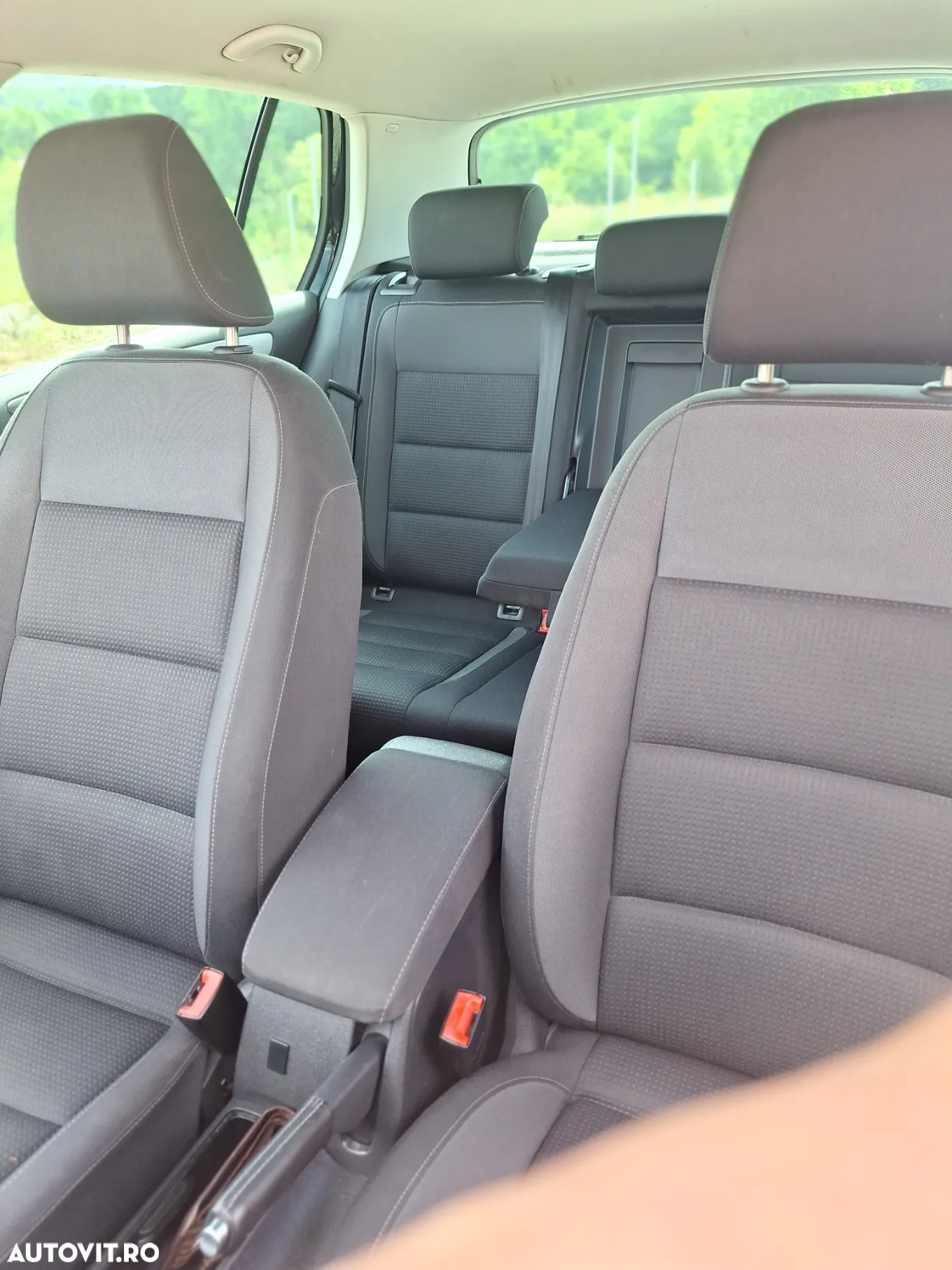 Volkswagen Golf 2.0 TDI Comfortline DSG - 21