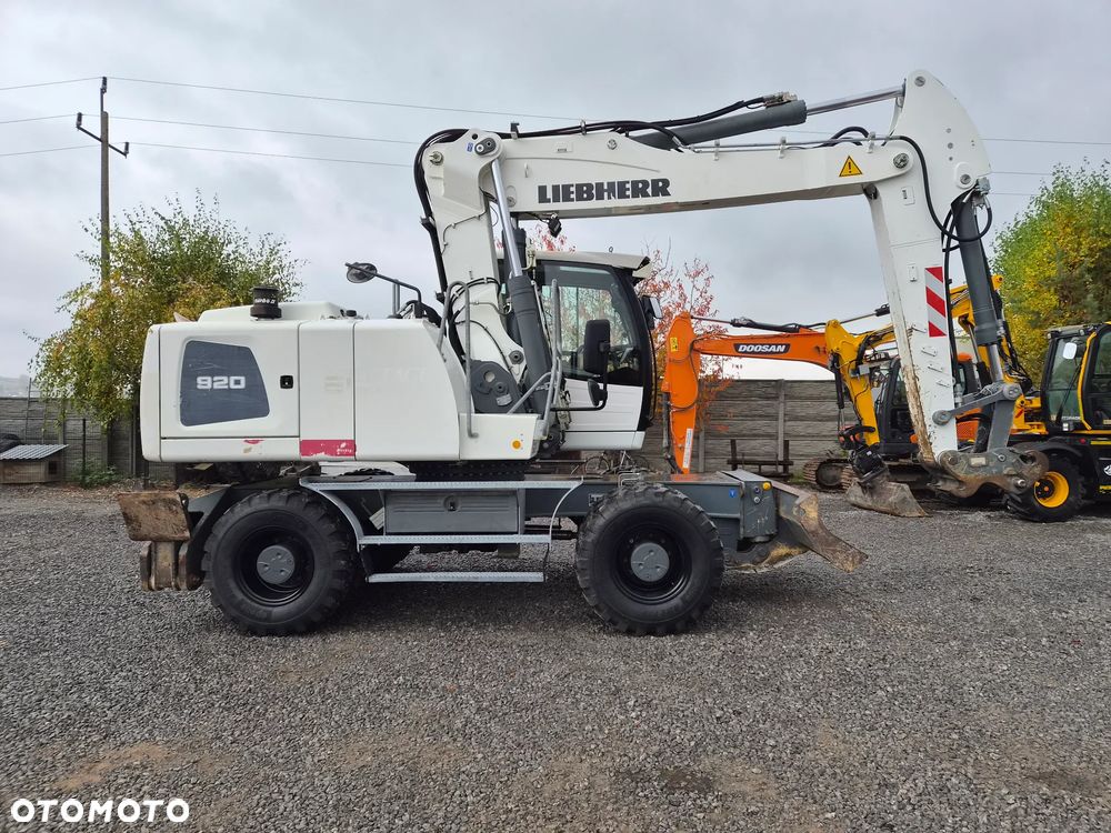 Liebherr A920 - 1