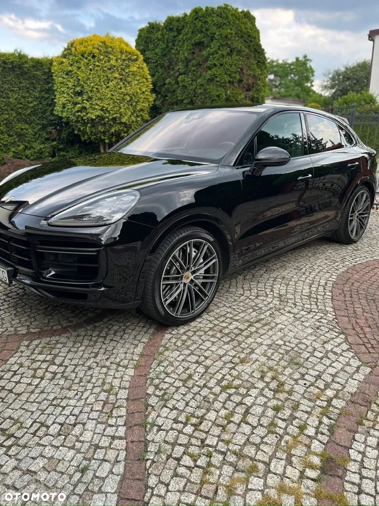Porsche Cayenne Turbo - 2