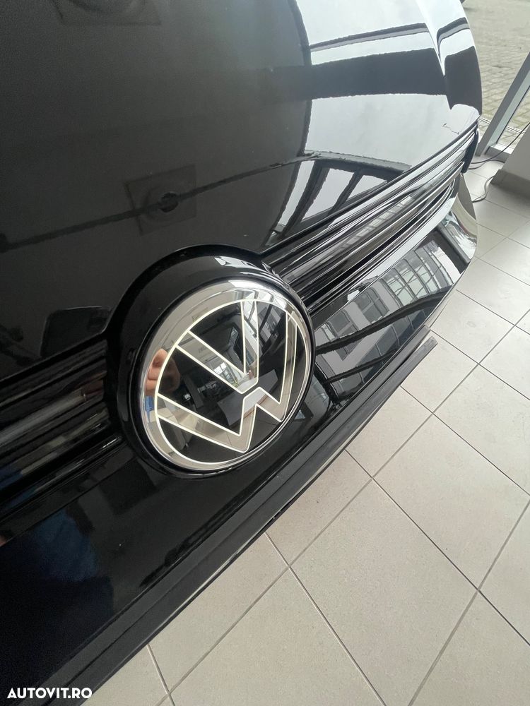 Volkswagen Golf - 33