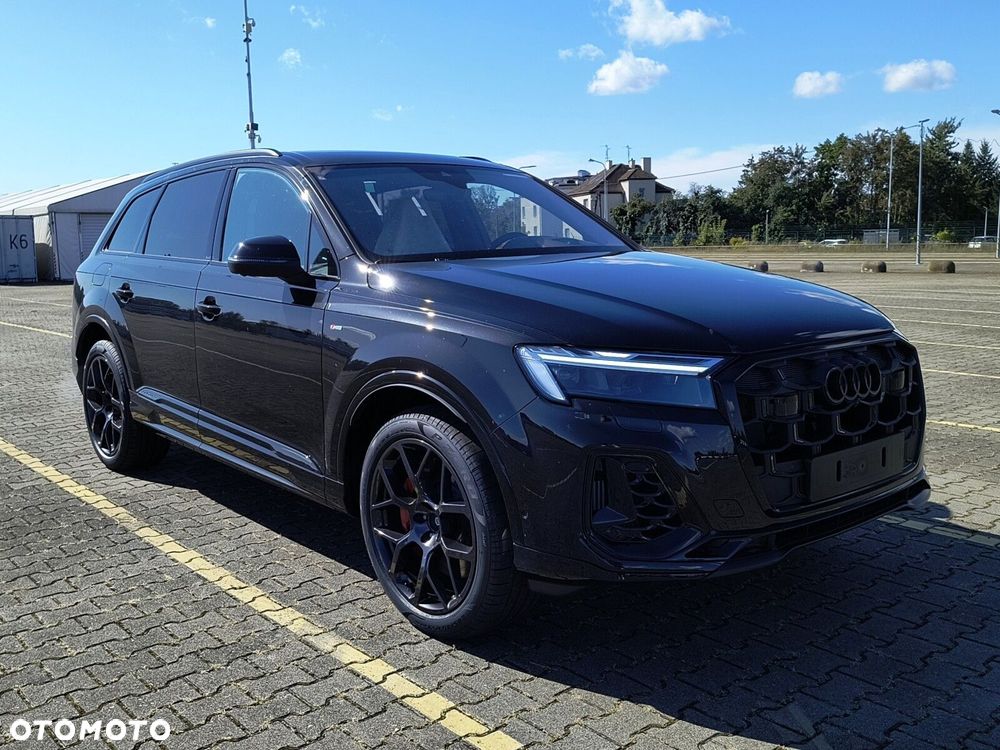 Audi Q7 - 1