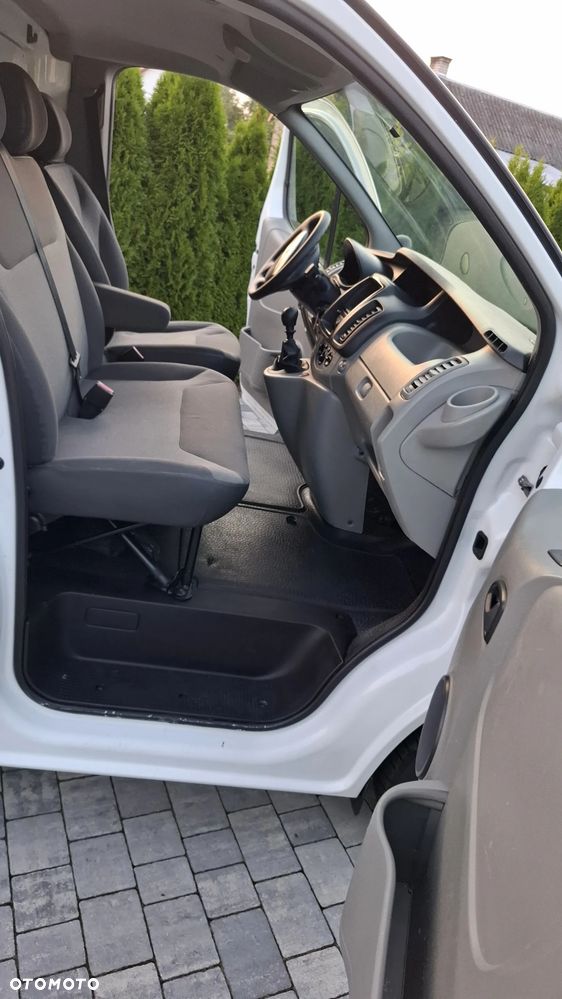 Renault Trafic - 19