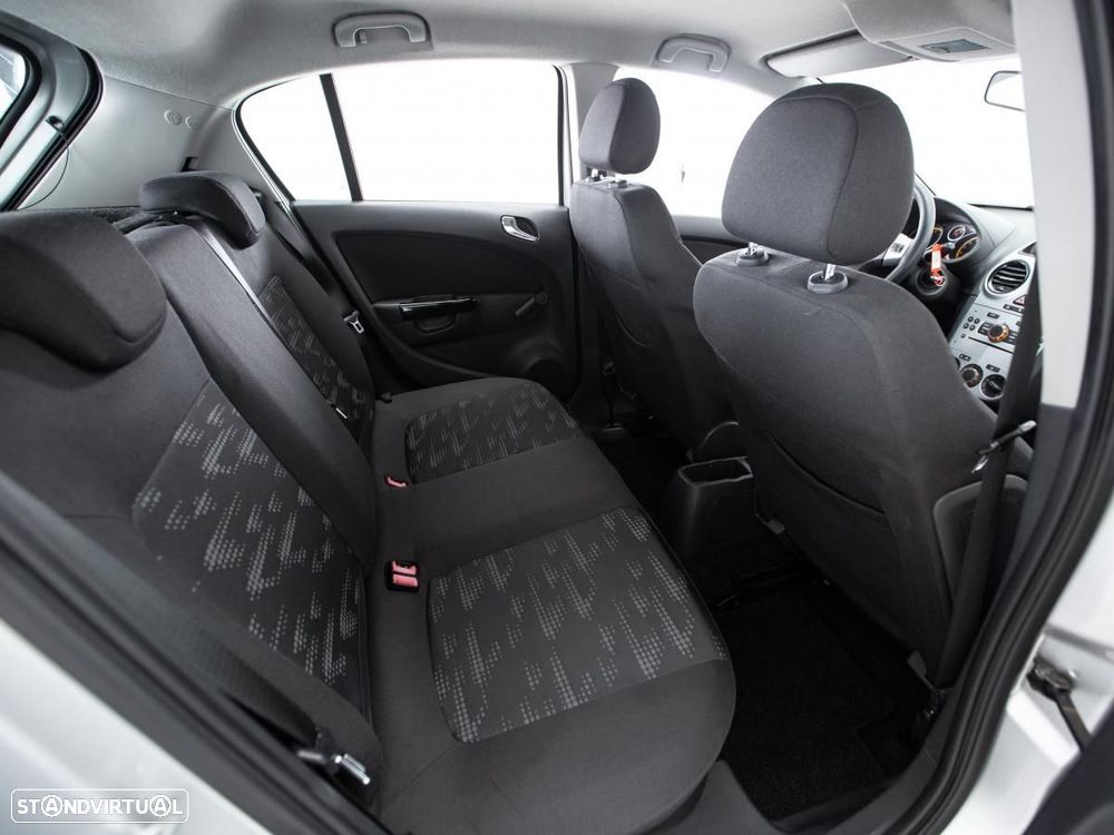 Opel Corsa - 11