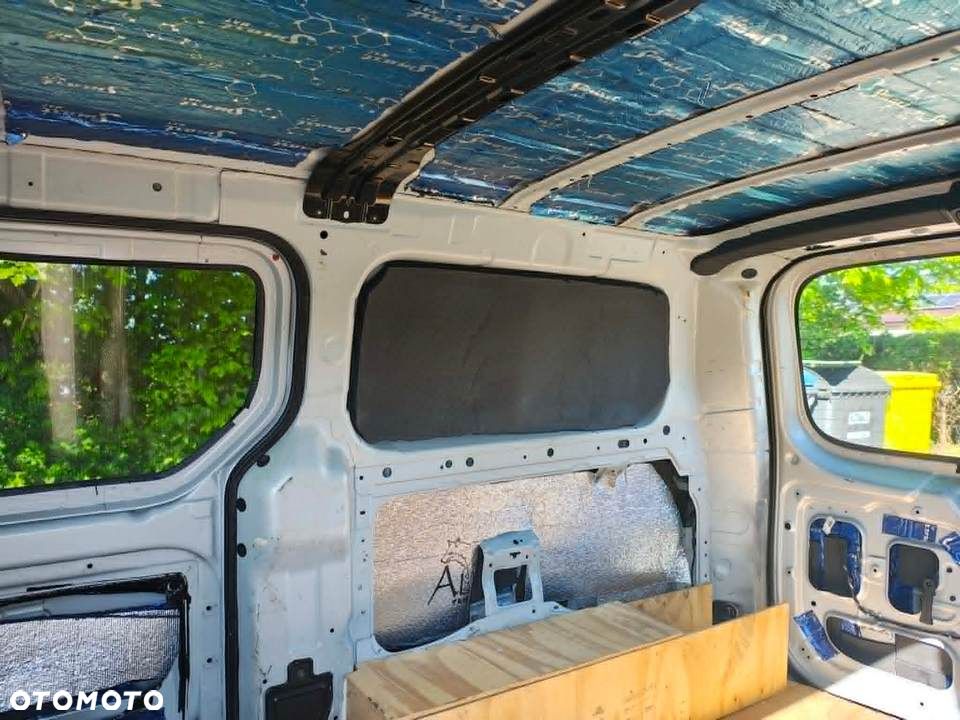 Hyundai H1 -Starex - 13