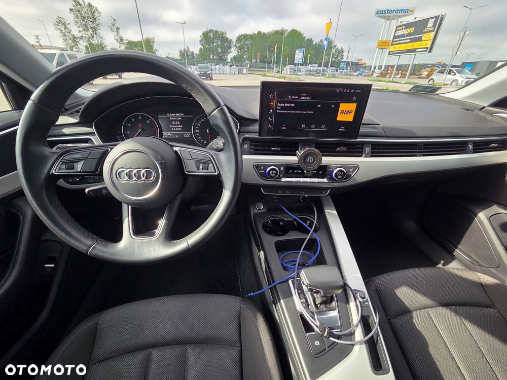 Audi A4 Limousine 35 TFSI mHEV S tronic - 12