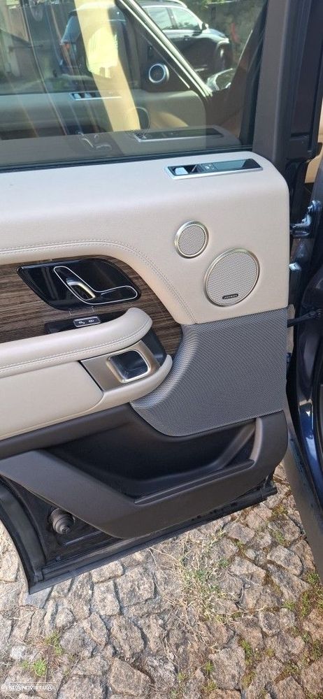 Land Rover Range Rover P400e Plug-in Vogue - 21