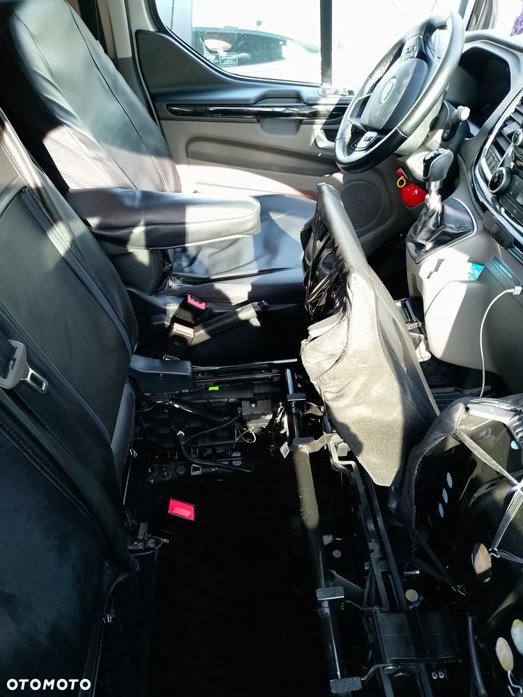 Ford Transit Custom - 8