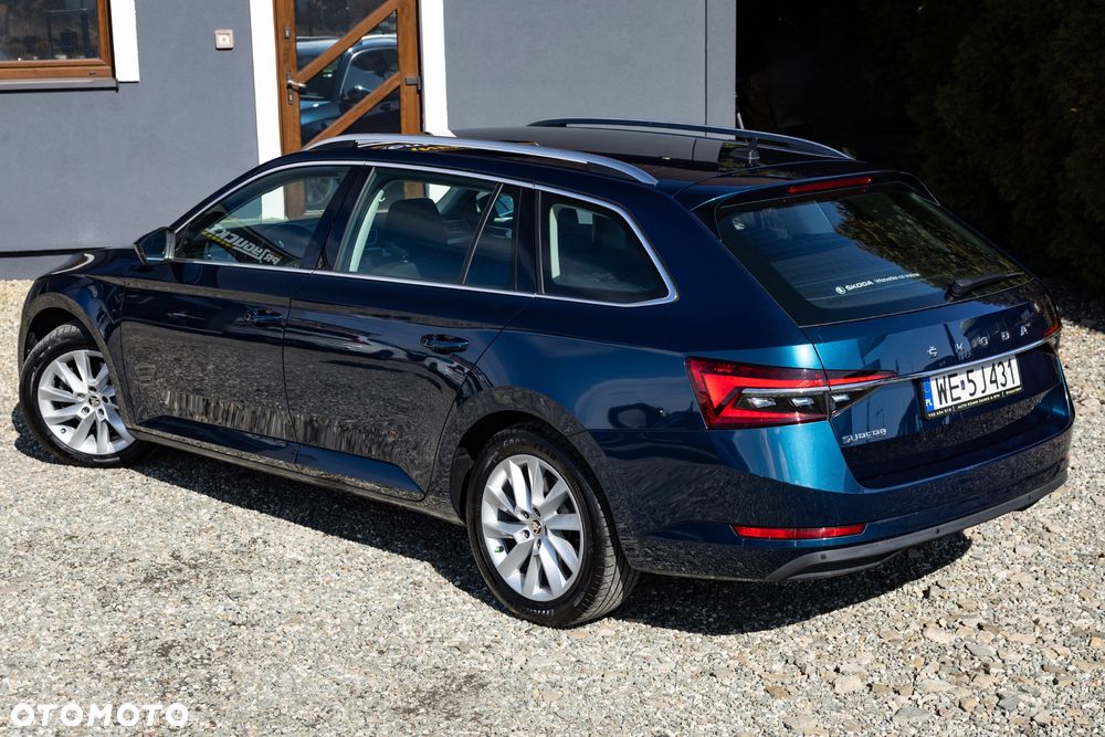 Skoda Superb 2.0 TDI SCR Ambition DSG - 14