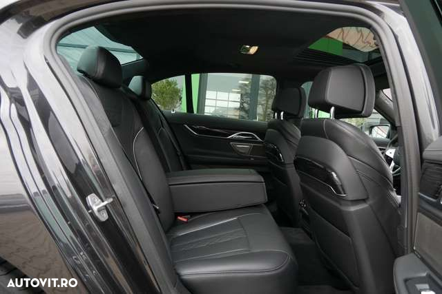 BMW Seria 7 - 11