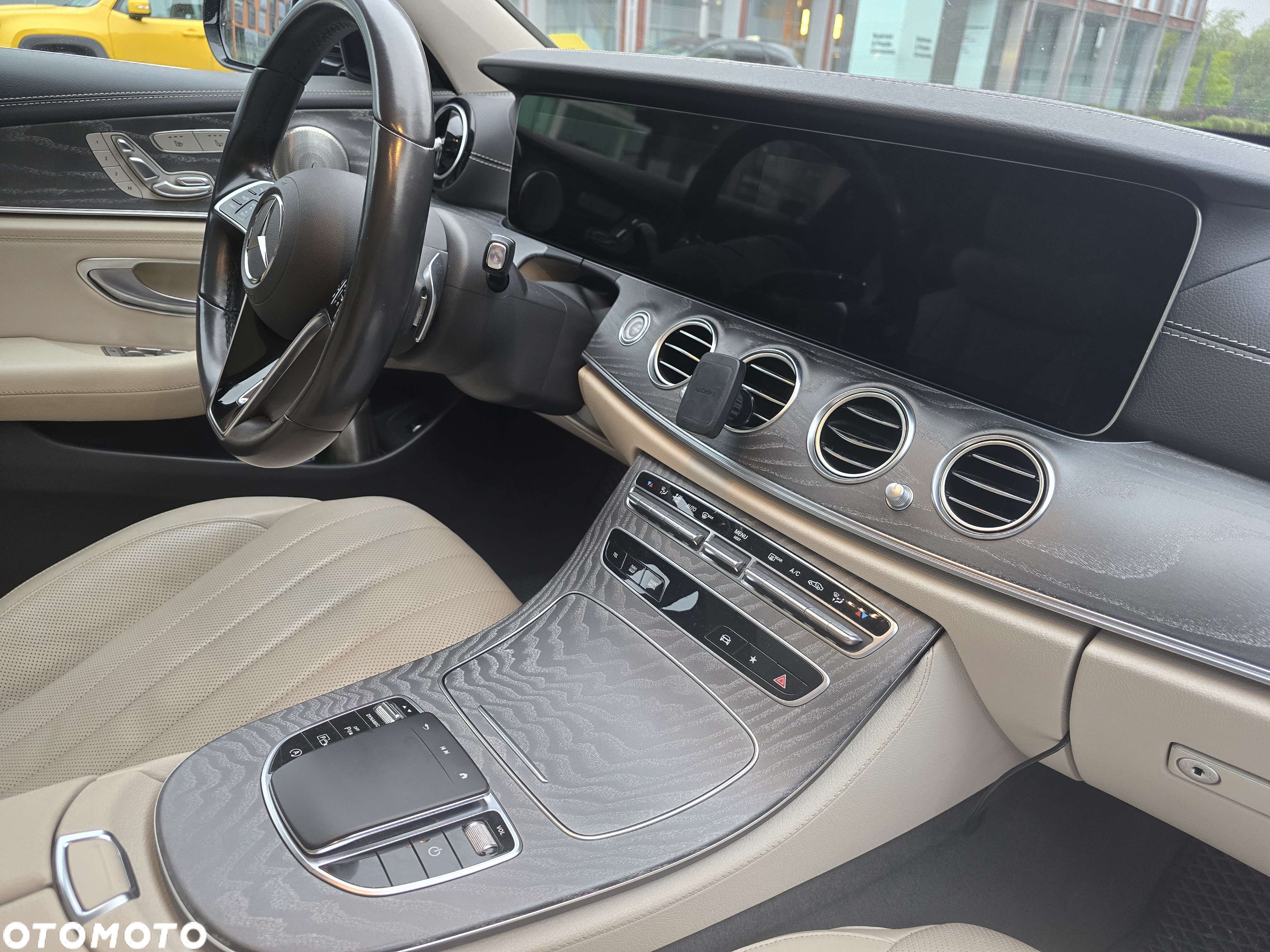 Mercedes-Benz Klasa E 220 d 4-Matic Exclusive - 10