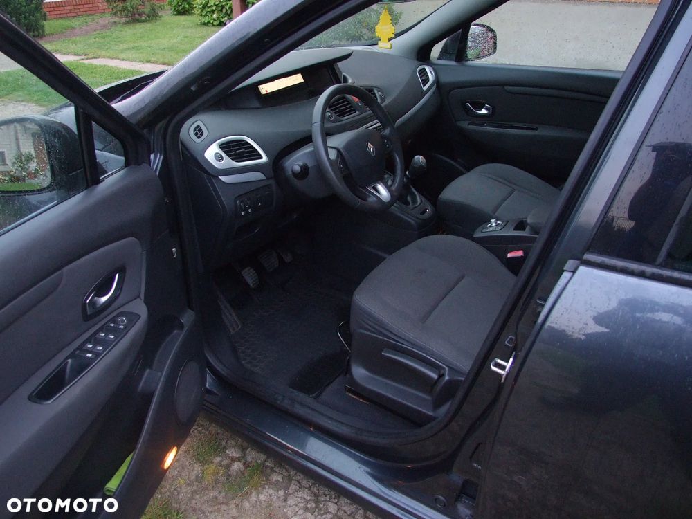 Renault Scenic 1.5 dCi Tech Run - 13