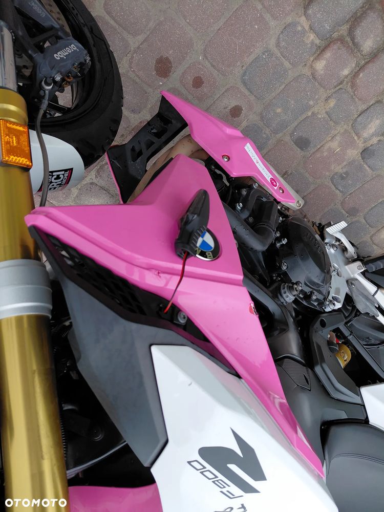 BMW F - 13