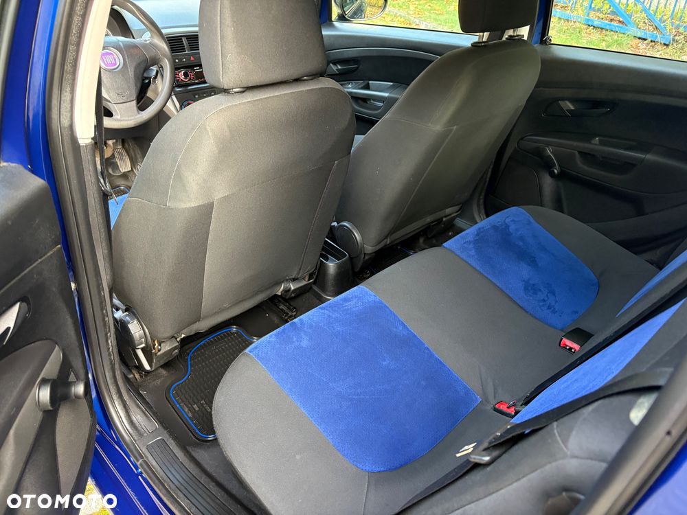 Fiat Grande Punto 1.4 8V - 22