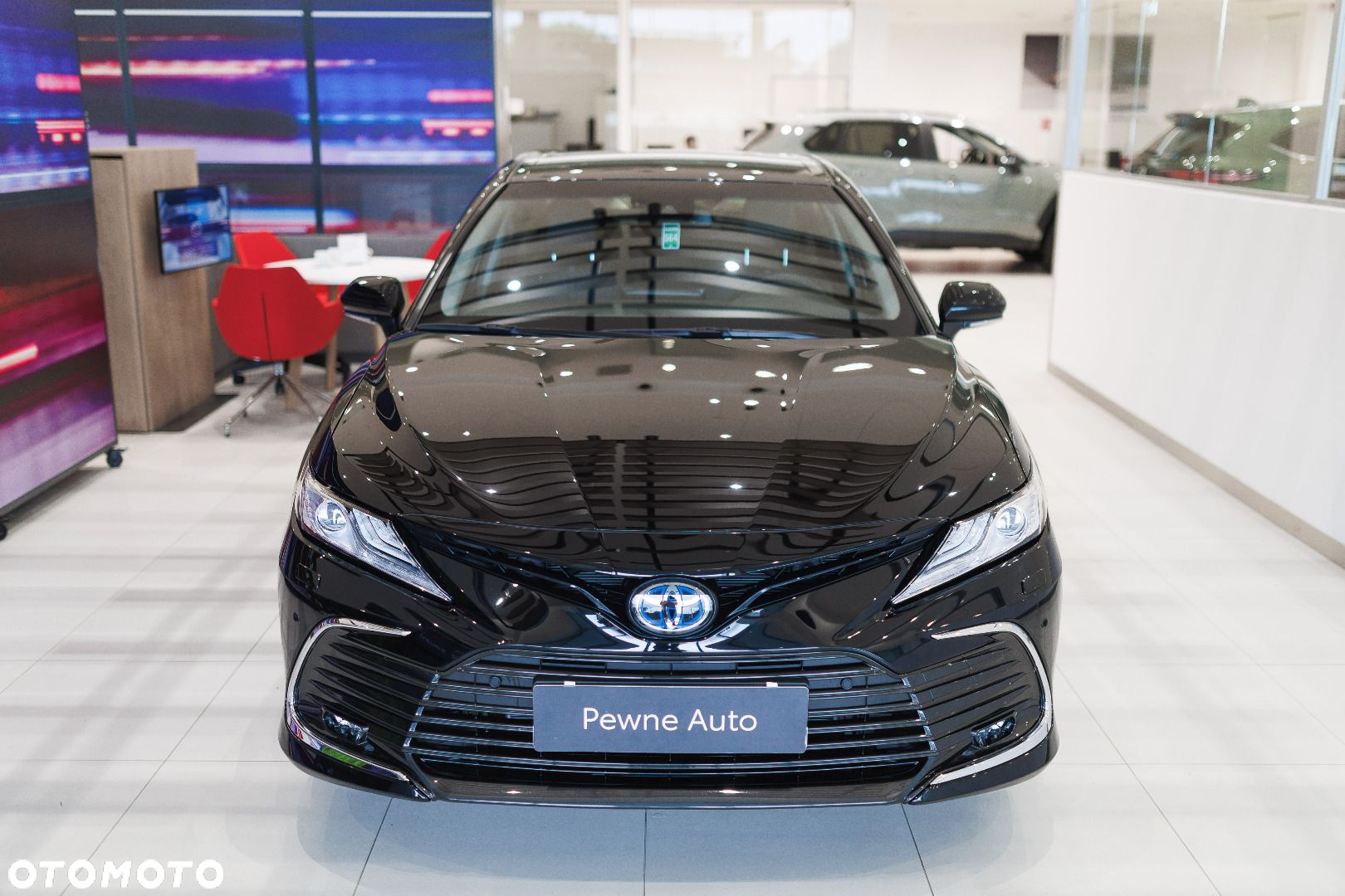 Toyota Camry - 3